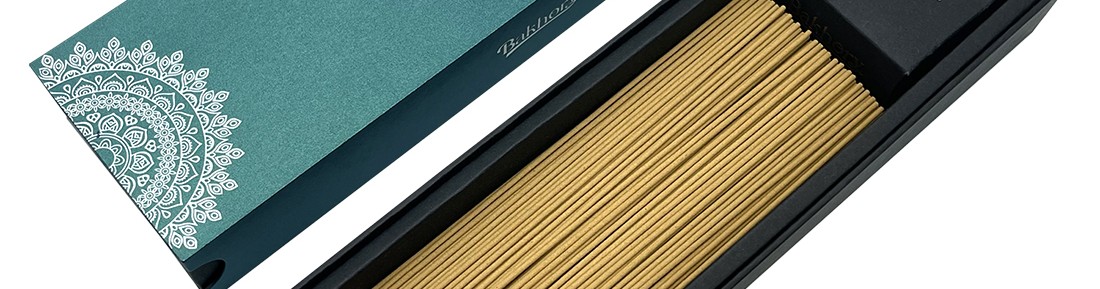 Dive into Aromatic Serenity: 275 Bakhory Oud Sticks & a Copper Burner - Your Gateway to Tranquility Dive into Aromatic Serenity: 275 Bakhory Oud Sticks & a Copper Burner - Your Gateway to Tranquility